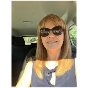 Meet your Posher, Stella